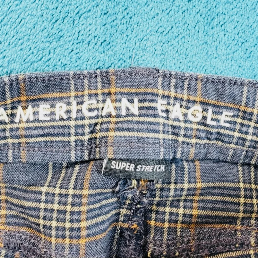 American Eagle Outfitters Super Stretch Plaid Chinos - Gray and Tan NWOT Size 00 - Picture 5 of 7